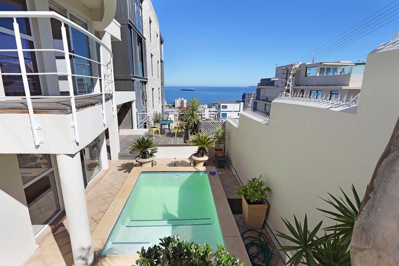 3 Bedroom Property for Sale in Sea Point Western Cape